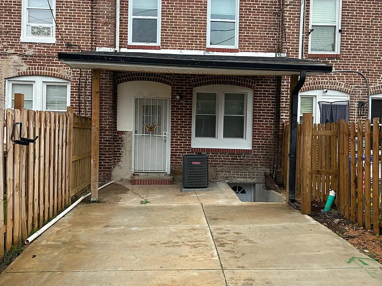 2305 Belair Rd — Photo 12