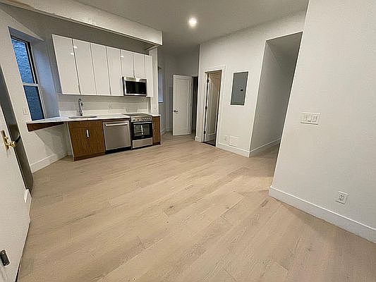 1st image of 253 E 10th St APT 19A
