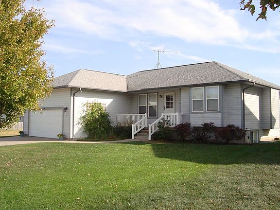 2nd image of 309 W Arbor Ct