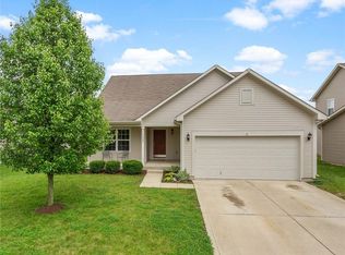 11245 Black Gold Dr, Noblesville, IN
