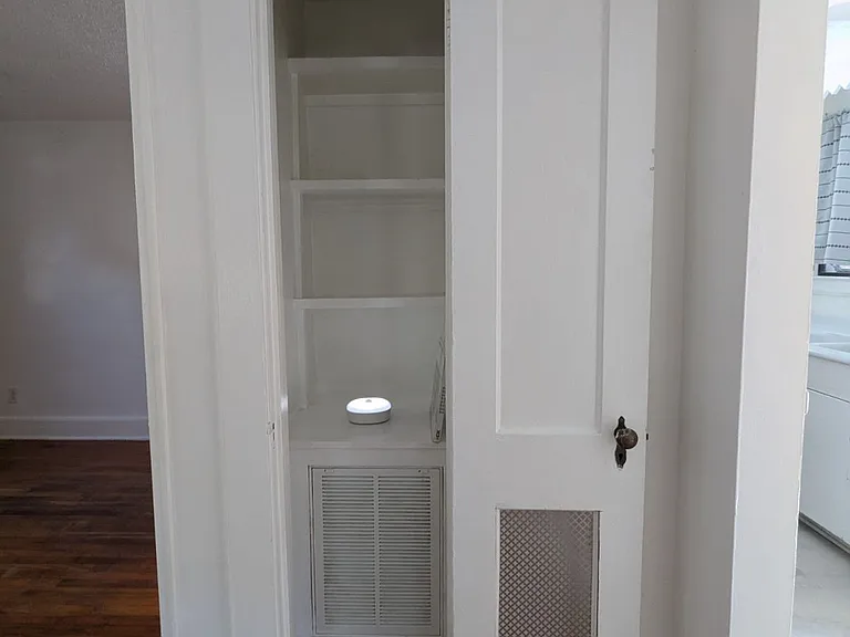 1504 Juniper St — Photo 7