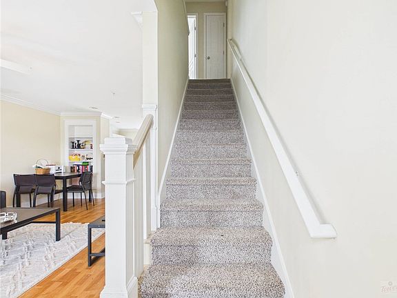 5th image of 1725 Harvey Mitchell Pkwy S APT 618
