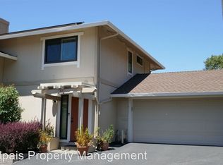 32 Woodoaks Dr, San Rafael, CA 94903