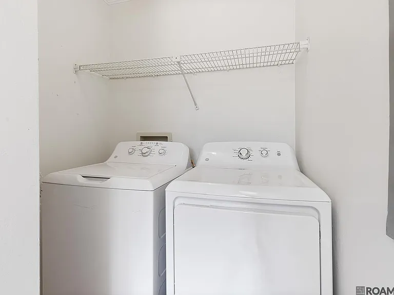 956 Ridgepoint Ct #15C — Photo 11