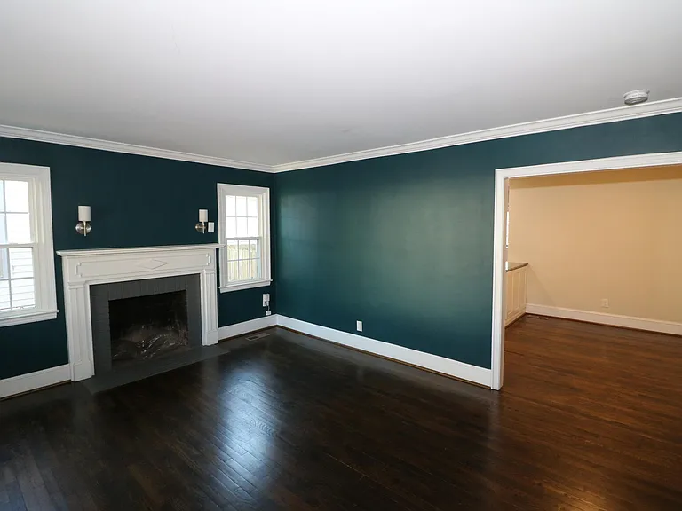 2227 Celia Ave — Photo 8