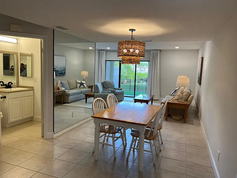 4834 Bethel Creek Dr — Photo 32