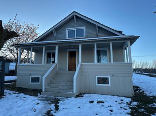 1555 W Tieton Rd, Tieton, WA 98947