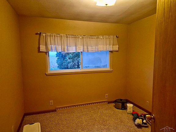 3rd image of 1774 S Reese Rd