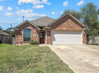 6808 Appomattox Dr, College Station, TX 77845