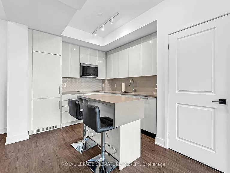 2489 Taunton Rd #917 — Photo 12