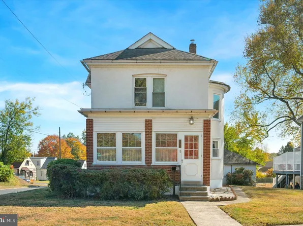 102 Elmwood Ave, Norwood, PA 19074