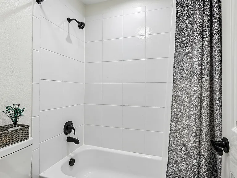 837 Moss Cliff Cir — Photo 25