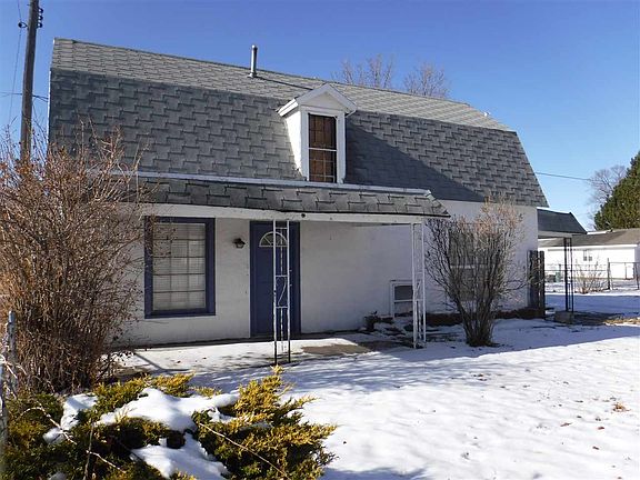 2nd image of 624 Linden St
