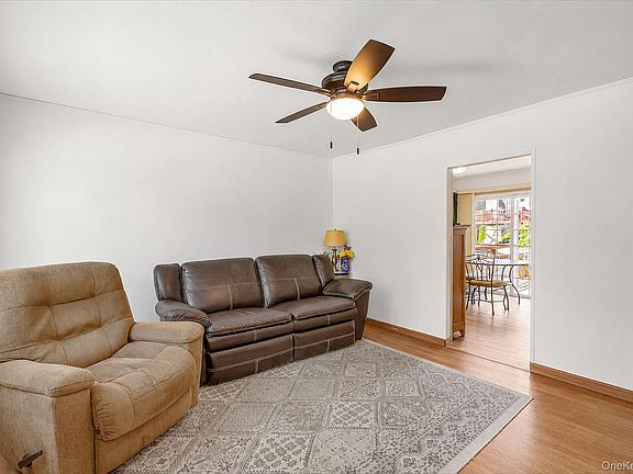 5th image of 51 Hampton Avenue