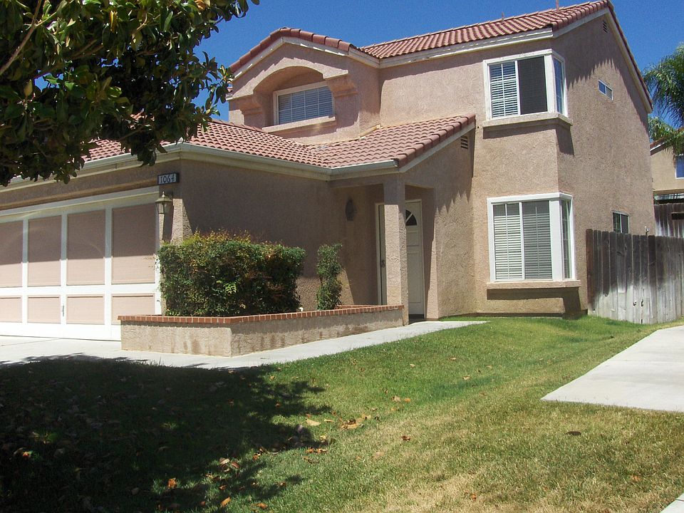 1st image of 1064 Dahlia St