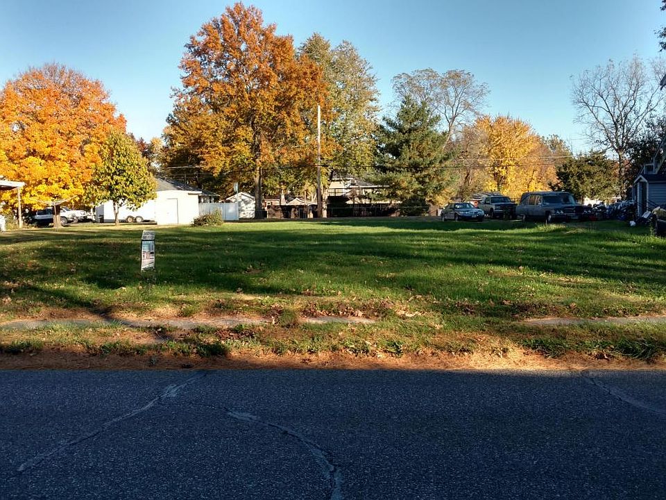 1st image of 624 N Odell Ave