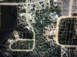 188 Commerce Cir, Defuniak Springs, FL 32433