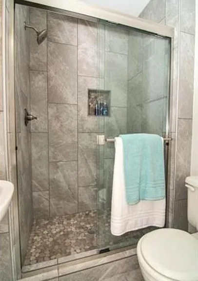 4525 Gilbert Ave #207 — Photo 23