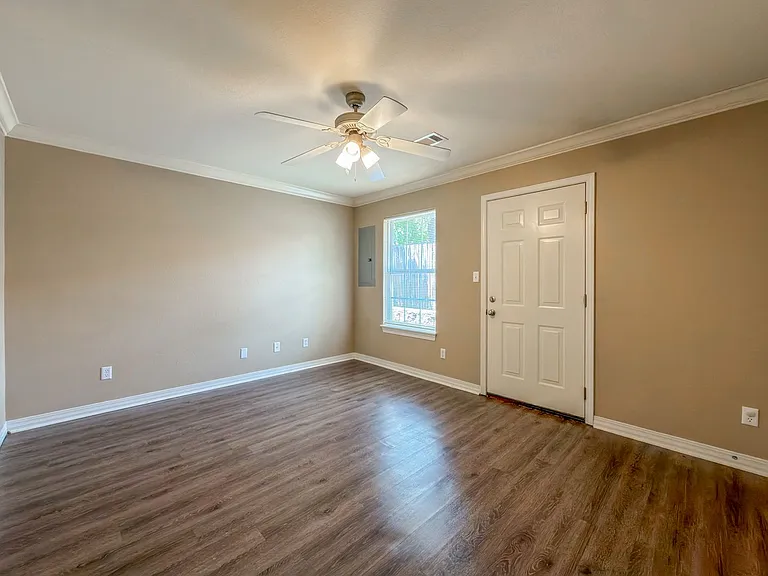 2807 Fairway Hamlet Ct — Photo 7