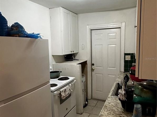 saint-petersburg-florida-81387106 picture