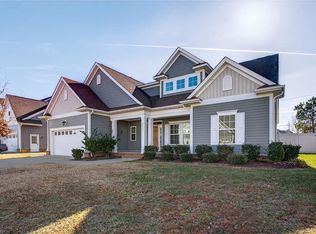 4513 Overlook Pl, Chesapeake, VA 23321