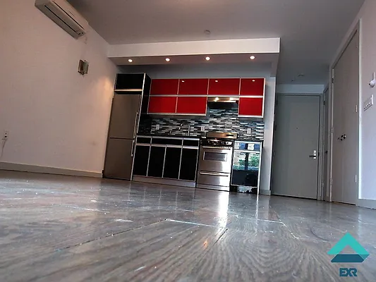 Rented by EXR | media 1