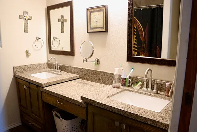 1208 Jo Ann Court - 1 — Photo 2