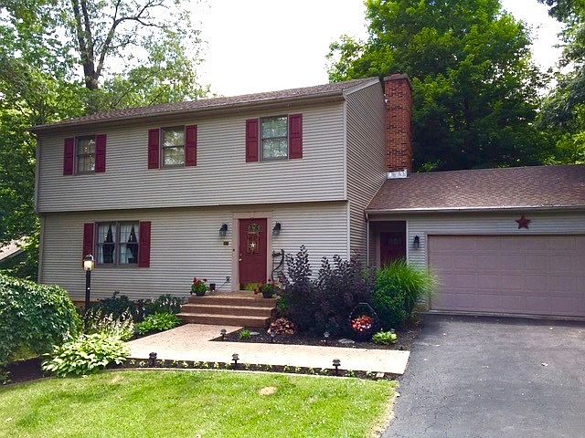 1st image of 89 Woodland Way