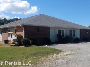 6326 Richmond Rd #B, Warsaw, VA 22572