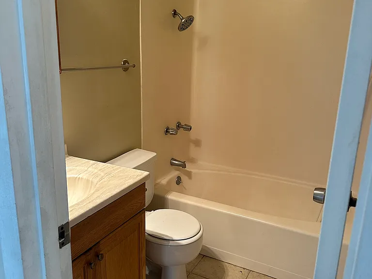 708 Dondee Dr #2 — Photo 9