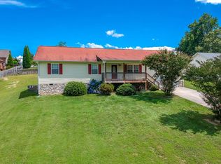 695 Dreamland Rd, Spring City, TN 37381