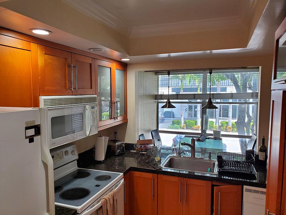 17620 Atlantic Blvd, Sunny Isles Beach, FL 33160 Zillow