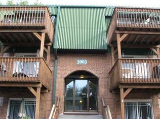 2003 Tall Oaks Dr, Aurora, IL 60505