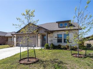 707 Pinnacle Dr, Georgetown, TX 78626