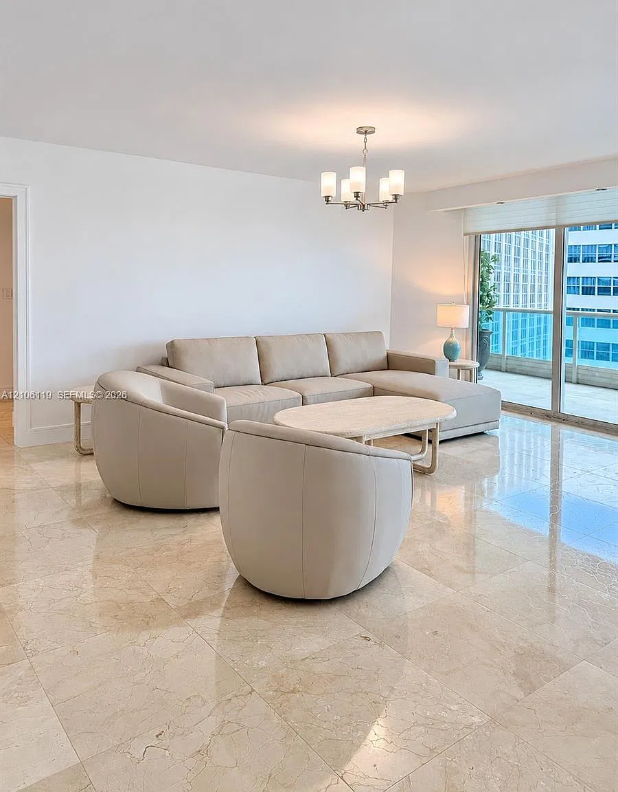 Capobella Condo — Photo 4