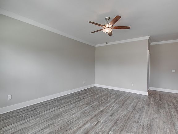4th image of 520 Haviture Way Lot 8