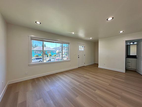 main floor - living room/entry