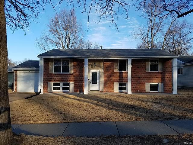 1st image of 1340 Bluefield Dr