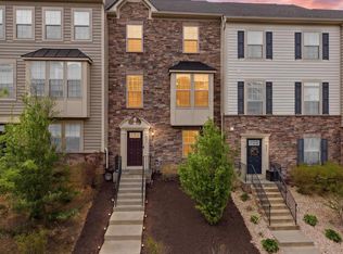 211 Freesia Ln, Stafford, VA 22554