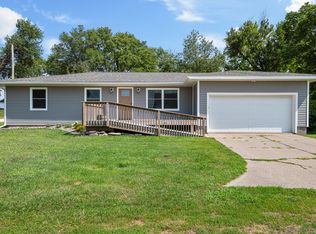 201 E Gails St, Mc Causland, IA 52758