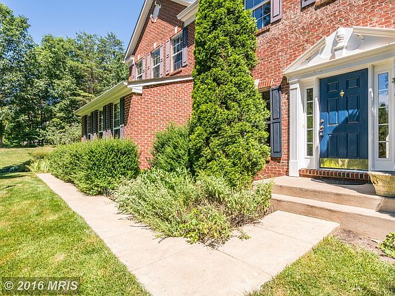 2nd image of 17149 Bournbrook Ln