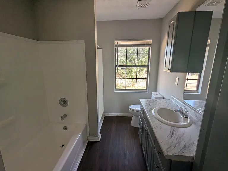 209 School House Rd — Photo 10