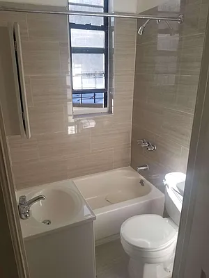 Rented by New York Residence | media 39