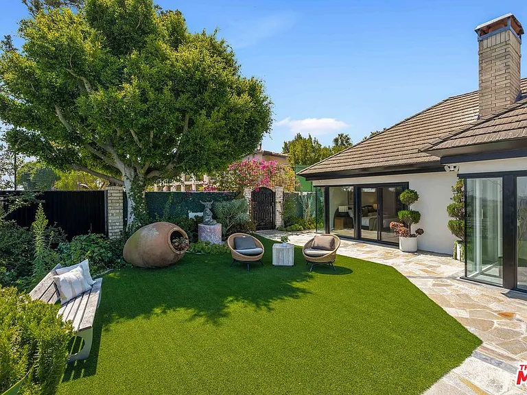 8416 Skyline Dr — Photo 10