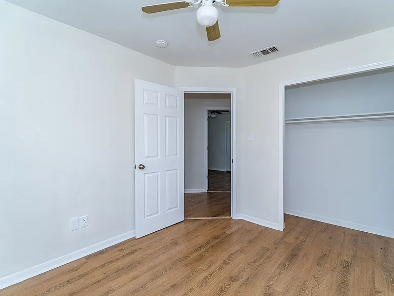 610 Virginia Blvd #2 — Photo 12