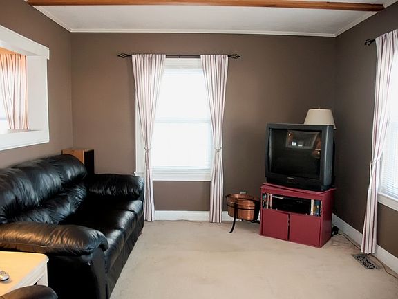 3rd image of 2901 Cannons Ln