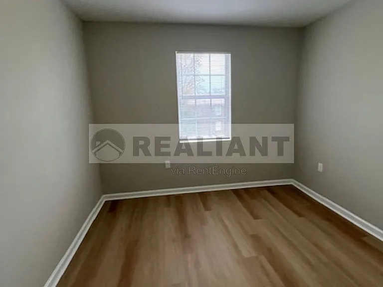 32 Mary St #5 — Photo 7