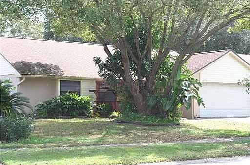 2nd image of 15011 Naples Pl