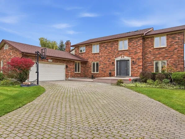 716 Franklinway Cres, London, ON N6G 5C8