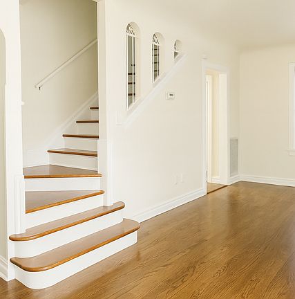 3rd image of 3329 NW 24th St
